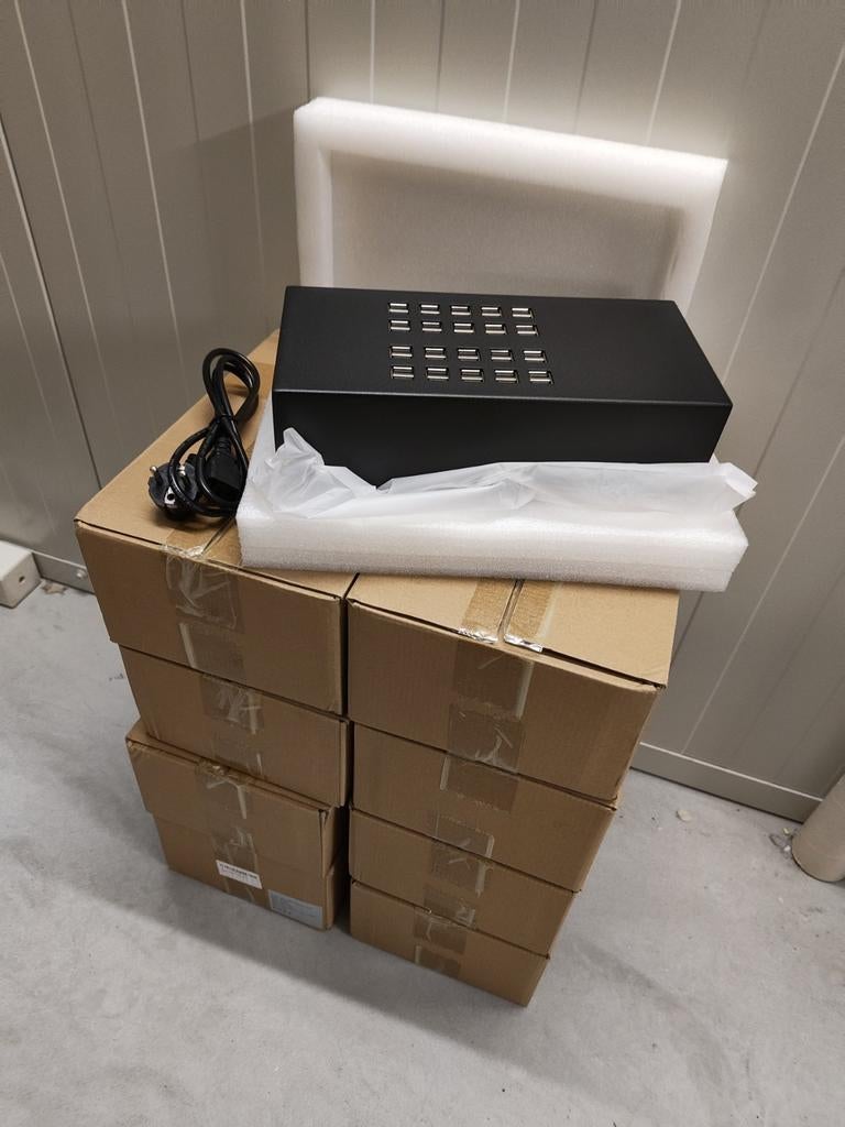 9x Skazeke 40 poorts USB oplader 400W - Alle 9 voor €50, Ophalen of Verzenden, Nieuw