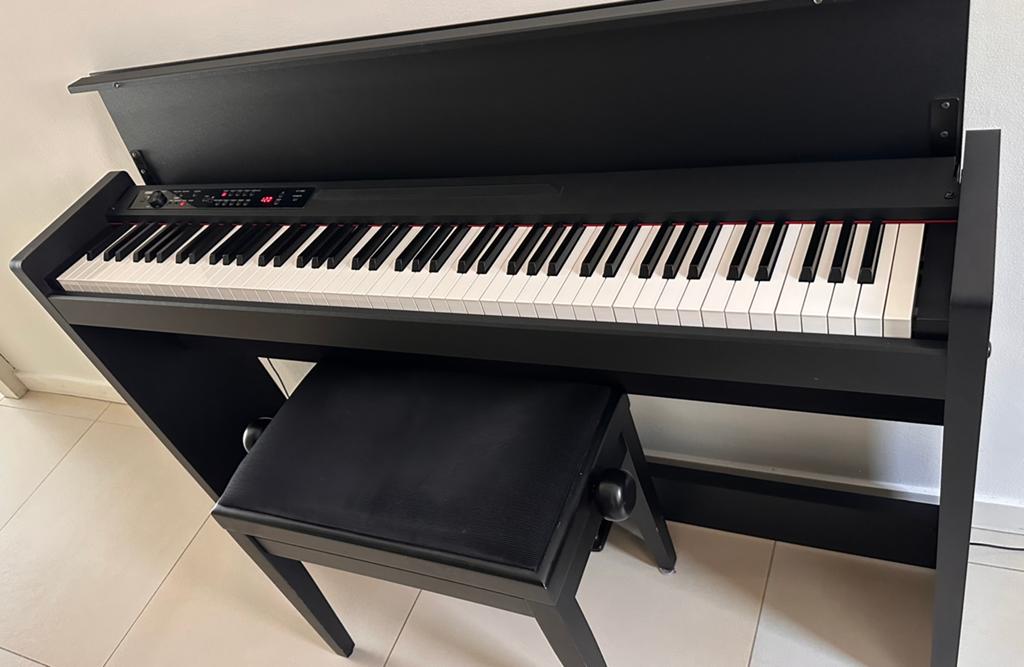 Korg LP-380 digitale piano, Ophalen, Zo goed als nieuw, Zwart