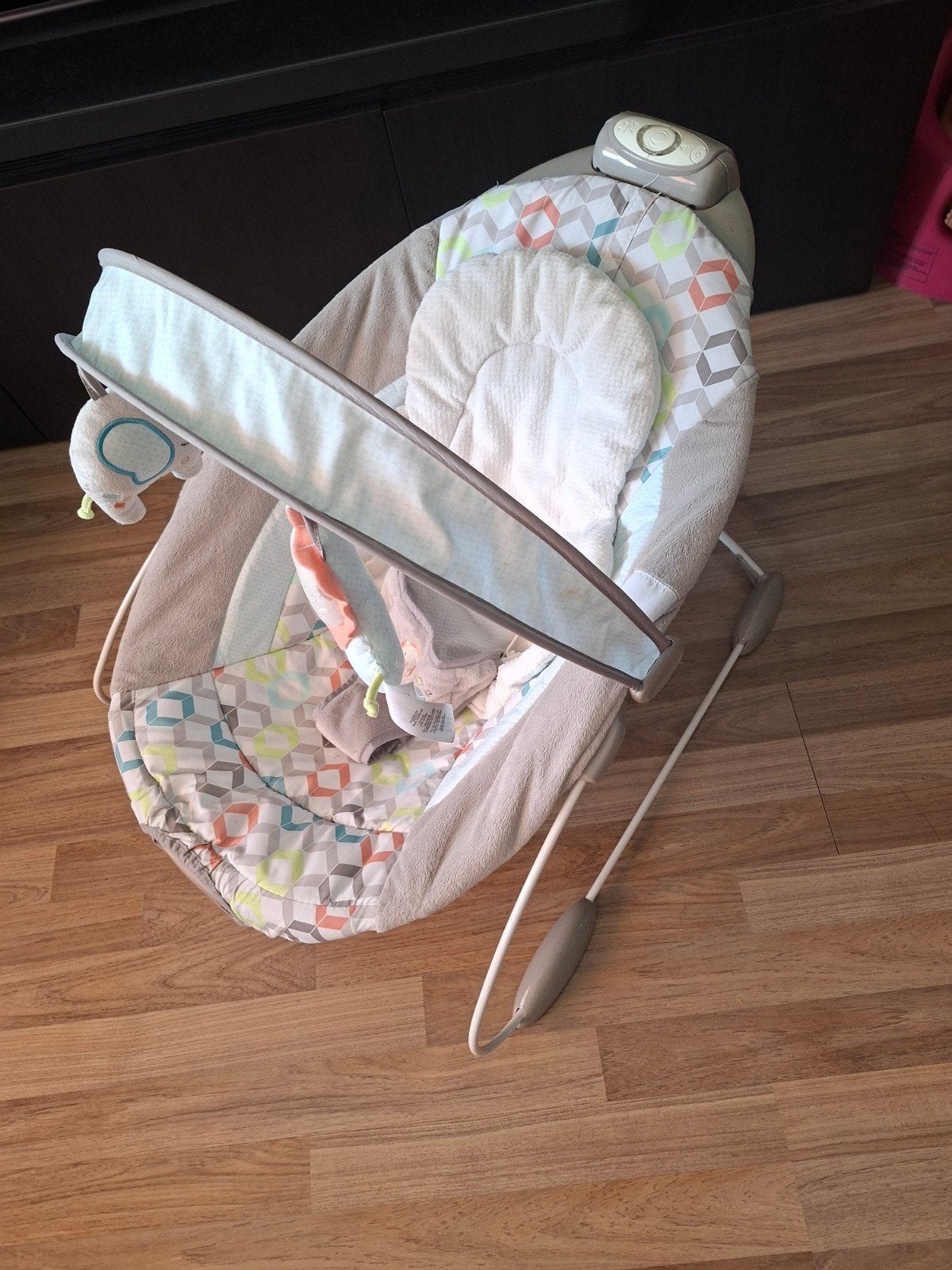 Ingenuity Wipstoel met Muziek en Speelboog, Kinderen en Baby's, Wipstoeltjes, Ophalen, Gebruikt, Met gordel(s) of riempje(s)