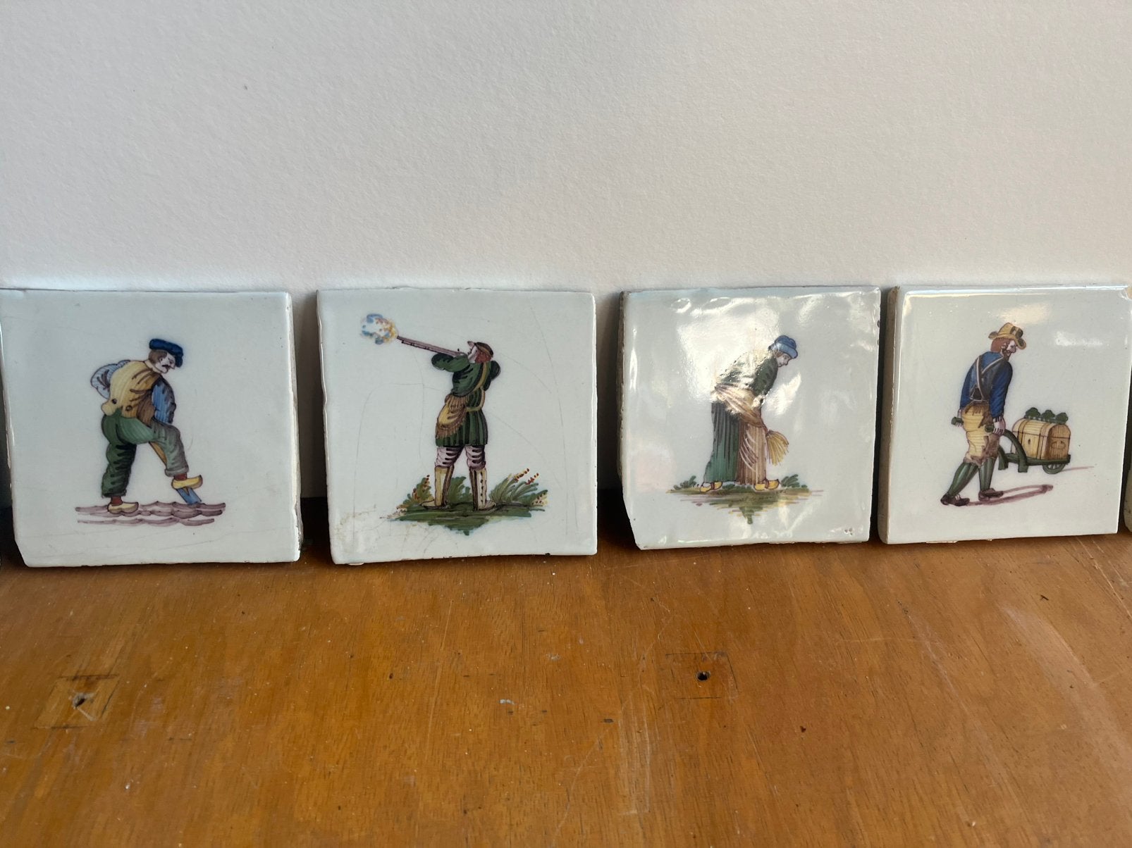 13 handbeschilderde Makkum wandtegels., Huis en Inrichting, Ophalen, Gebruikt, 13 cm, 13 cm