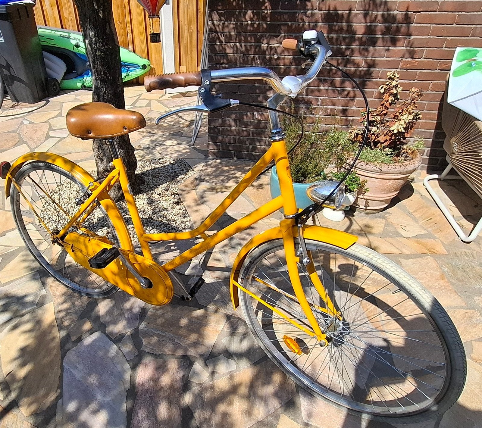 Gele damesfiets met lage instap, Fietsen en Brommers, Fietsen | Dames | Damesfietsen, Schijfrem, Ophalen, Overige merken, 53 tot 56 cm
