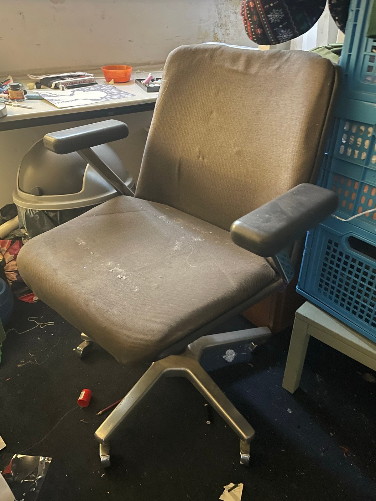 Oude zware bureaustoel - Comfortabel en robuust, Ophalen, Gebruikt, Bruin, Bureaustoel