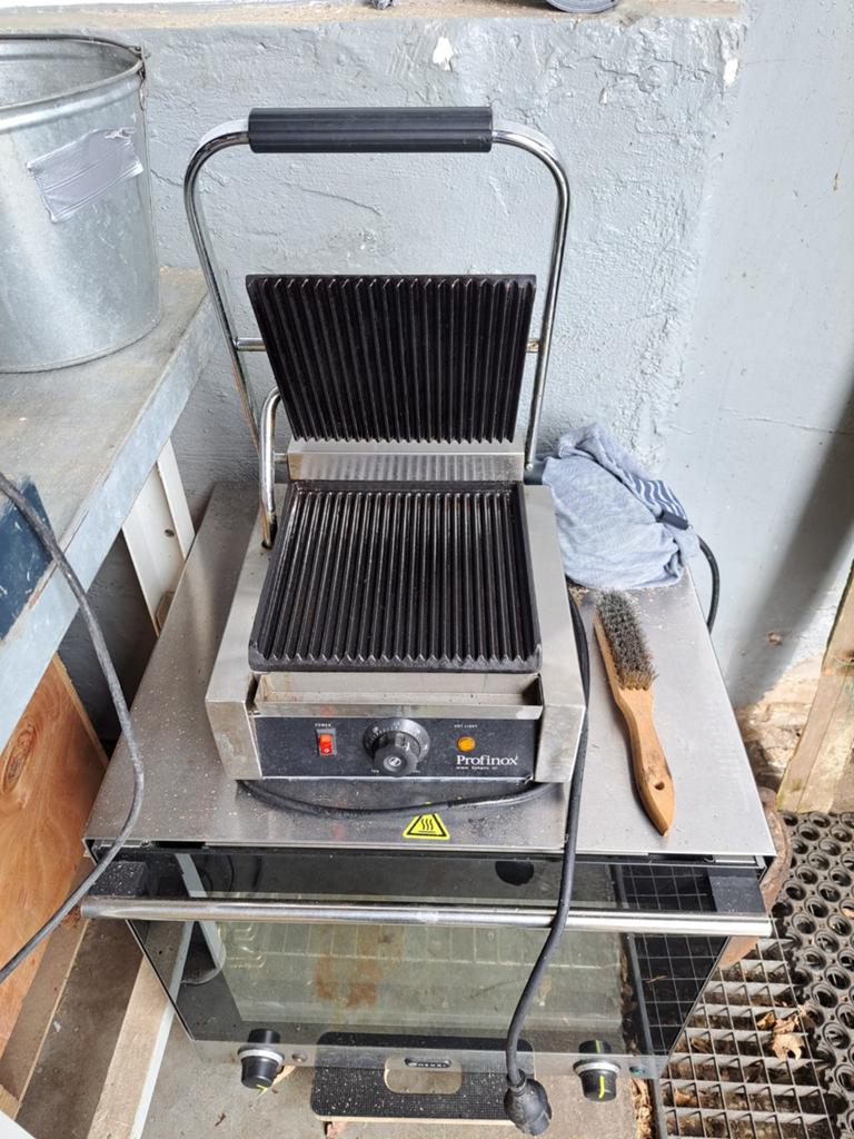 Professionele Profinox contactgrill/tosti-ijzer, Ophalen