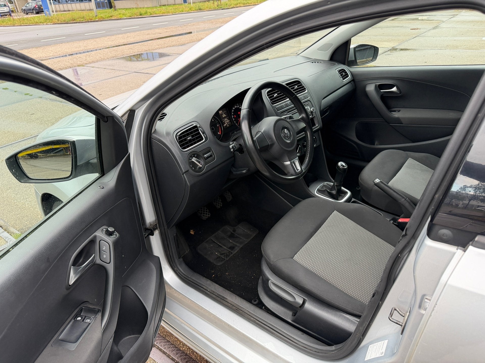 Foto 16 van Volkswagen Polo 1.2 TDI BlueMotion Comfortline Apk Nap