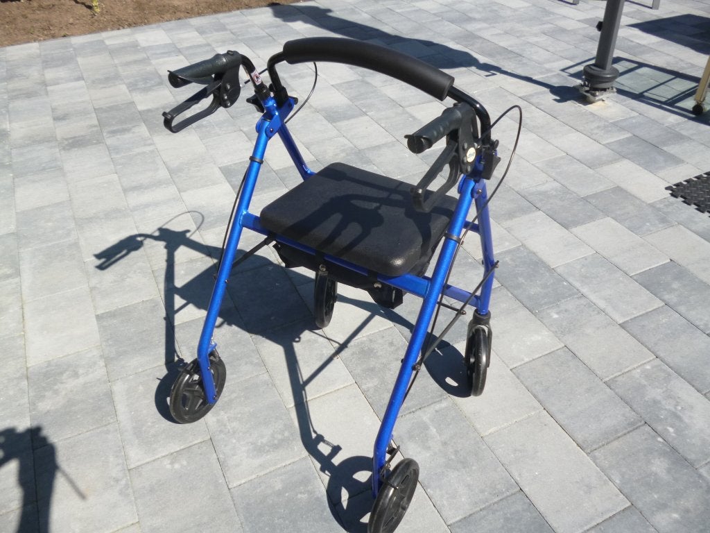 Rollator ZGAN, Ophalen, Opvouwbaar, Zo goed als nieuw