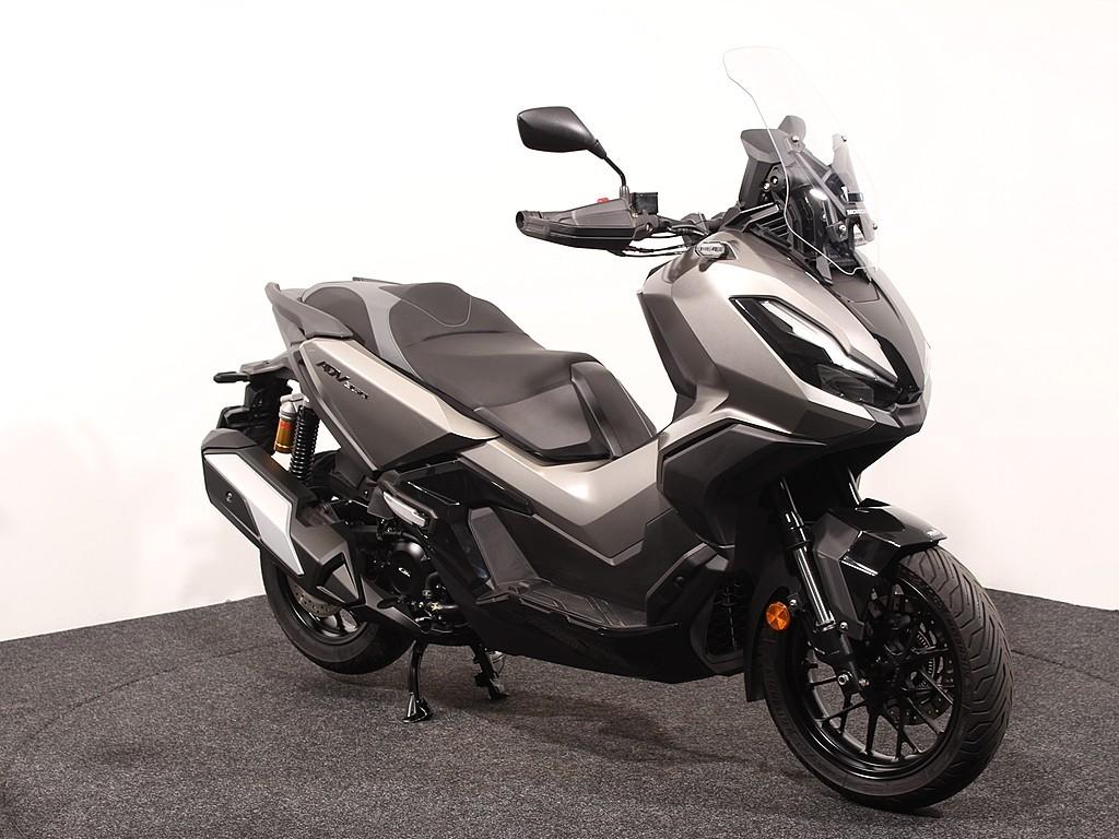 Honda ADV350, Motoren, Motoren | Honda, Bedrijf, Scooter