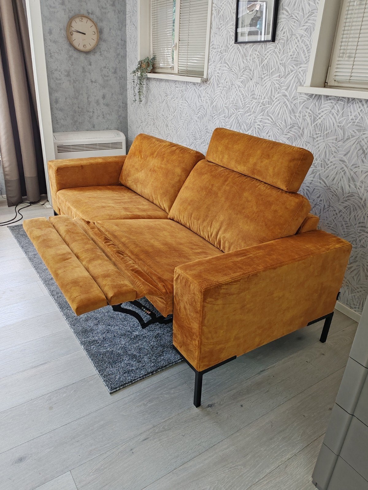 Prominent elektrische relax bank chaise longue, Huis en Inrichting, Banken | Sofa's en Chaises Longues, Prominent, Driepersoons
