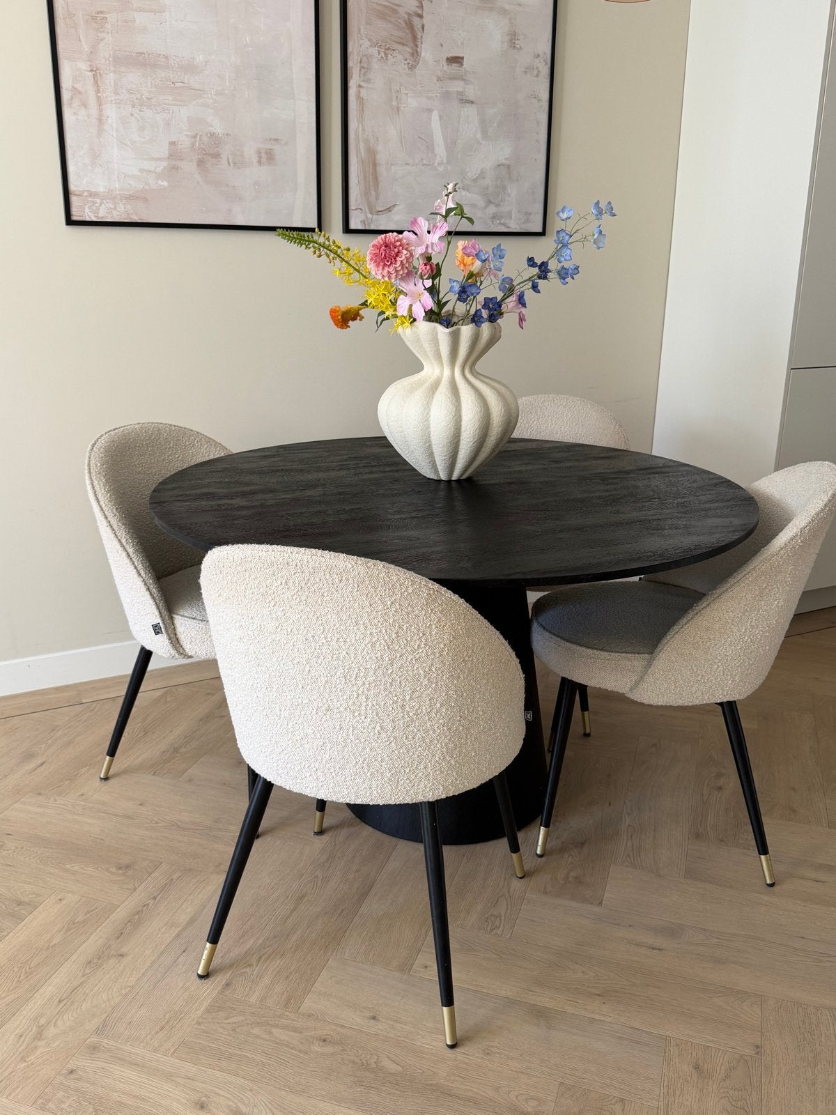 Eettafel met 4 Eichholtz Cooper Bouclé eetkamerstoelen, Huis en Inrichting, Ophalen, Gebruikt, 100 tot 150 cm, Rond