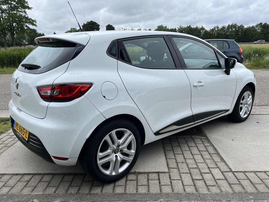 Renault Clio 0.9 TCe / Navigatie / Bleutooth / Airco / Elek., Voorwielaandrijving, Stof, Gebruikt, Origineel Nederlands