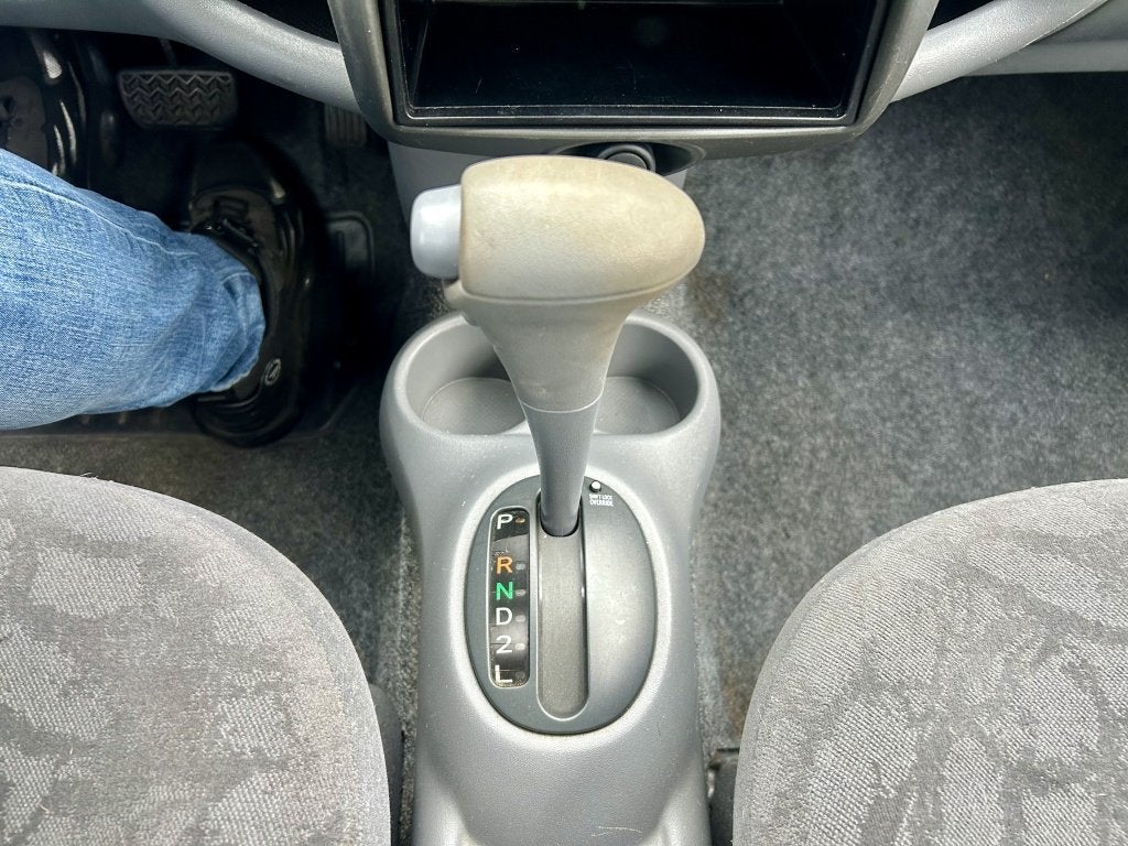 Toyota Yaris 1.3-16V VVT-i - Automaat - Nwe Apk (bj 2001), foto 11
