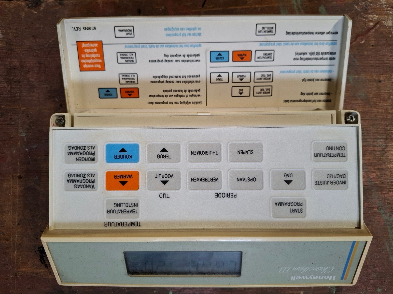 Honeywell Chronoterm 3 termostaat, Doe-het-zelf en Verbouw, Verwarming en Radiatoren, Ophalen, Minder dan 60 cm, Minder dan 200 watt
