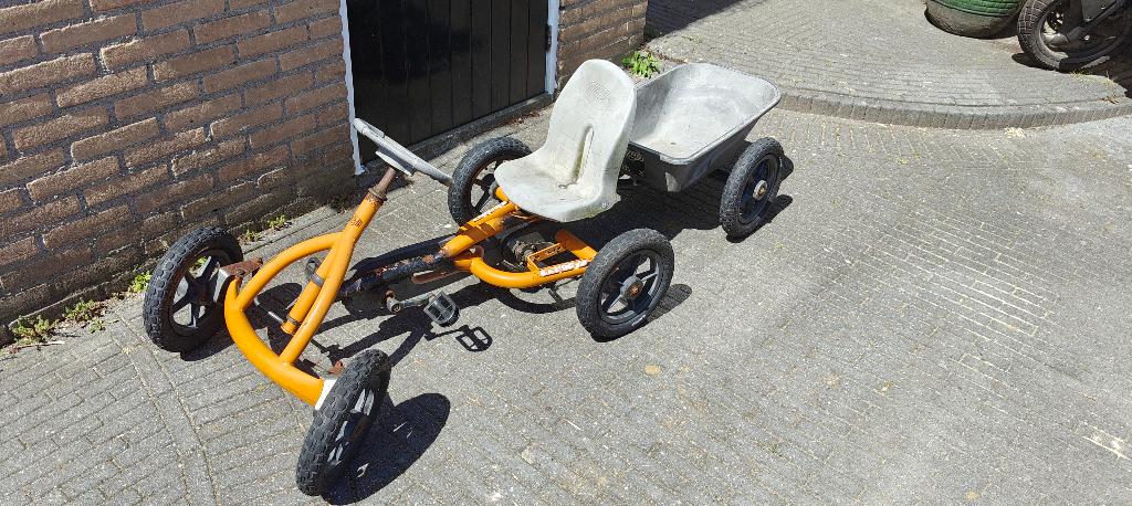 Berg Skelter Oranje met aanhanger, Ophalen, Gebruikt, Berg, Met kar of aanhanger