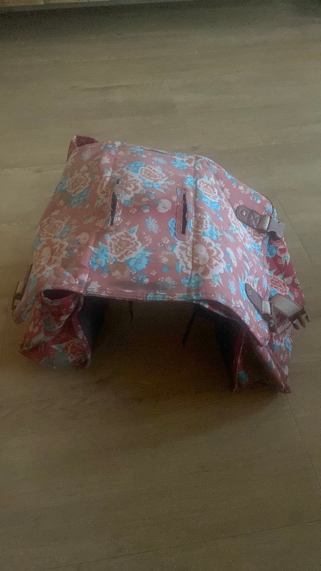 Kinder fietstasje rood/roze met bloemenmotief, Ophalen, Gebruikt