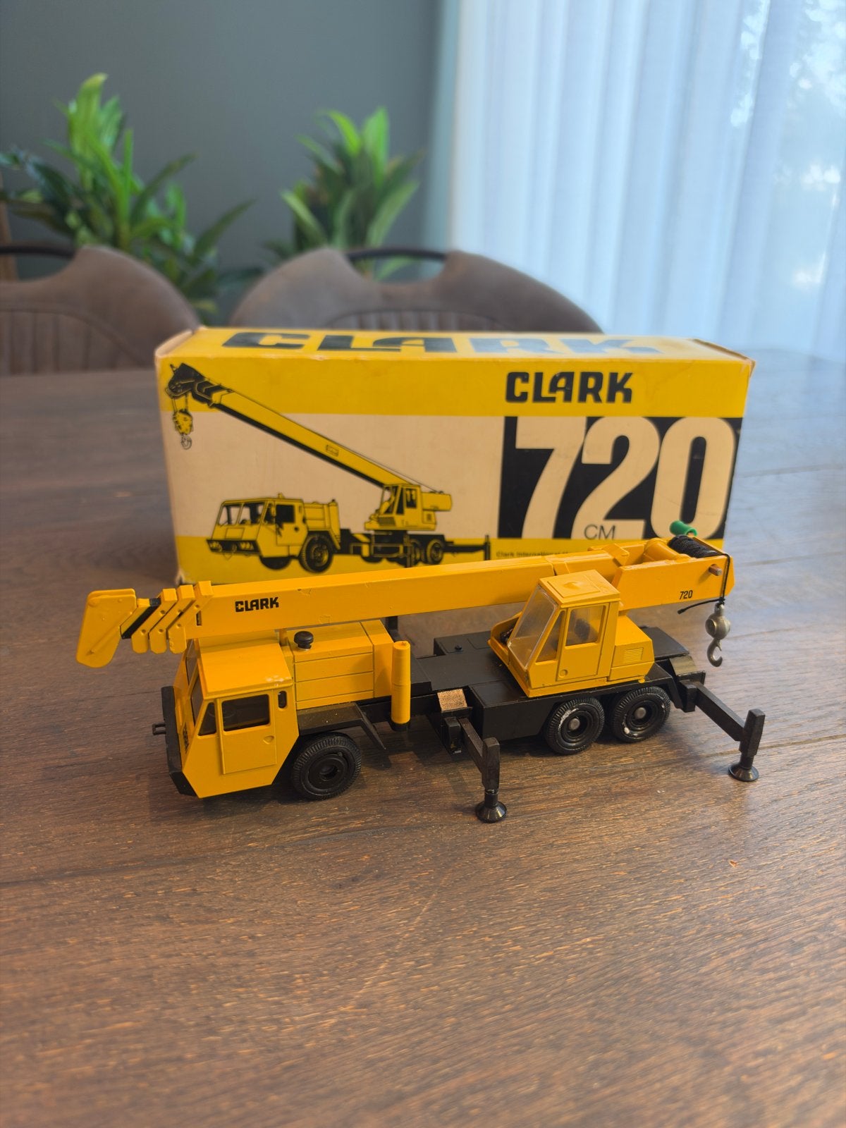 Clark 720 CM Mobile Crane Gescha No 3073 1 op 50 Vintage, Ophalen of Verzenden, Zo goed als nieuw, Tractor of Landbouw, Overige merken