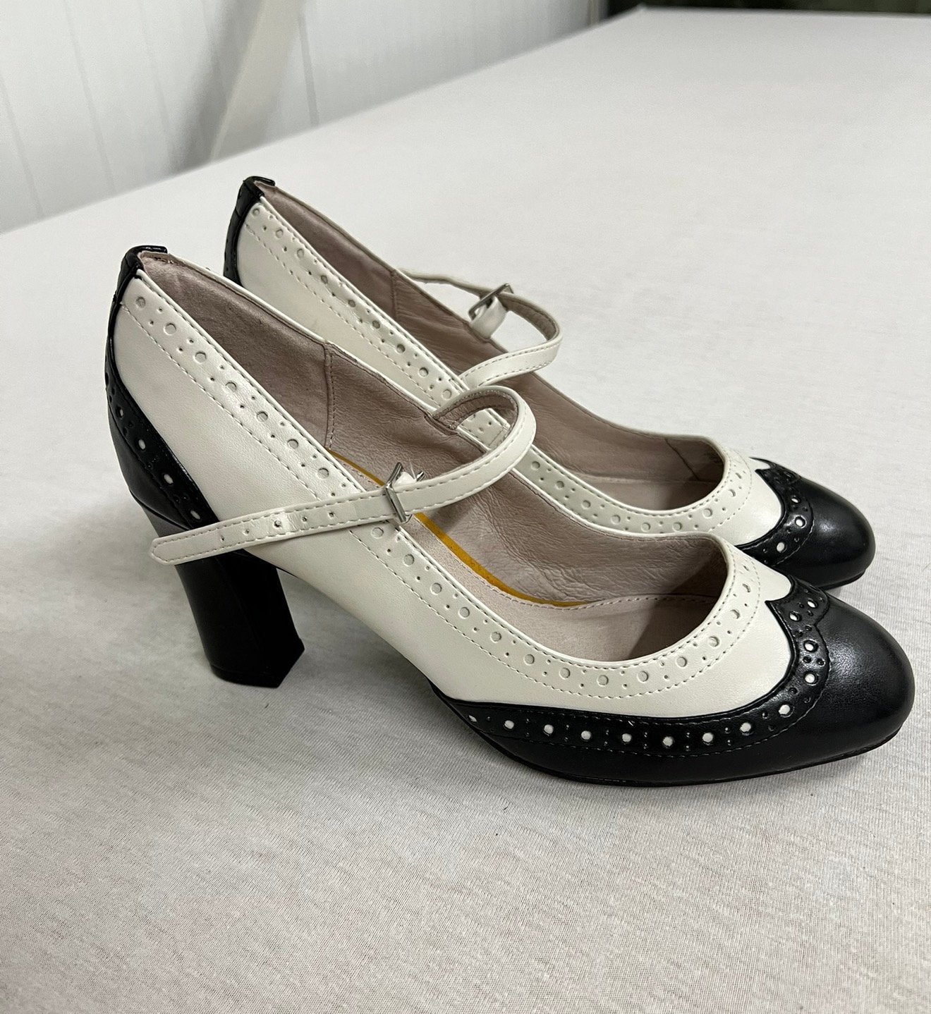 Flapper Mary Jane Next Pumps pump met hakken 38 zwart-wit, Kleding | Dames, Schoenen, Pumps, Wit, Ophalen of Verzenden, Zo goed als nieuw