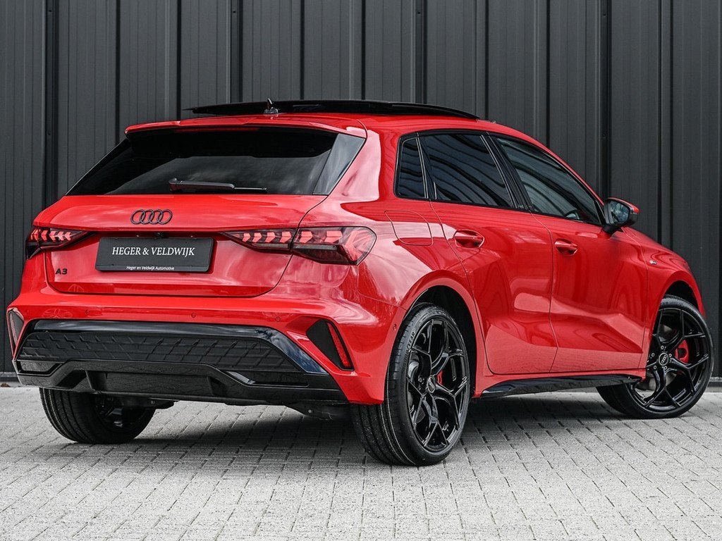 Audi A3 Sportback 45 TFSI e S edition Competition | Panorama, Euro 6, 700 kg, 150 min, 26 kWh