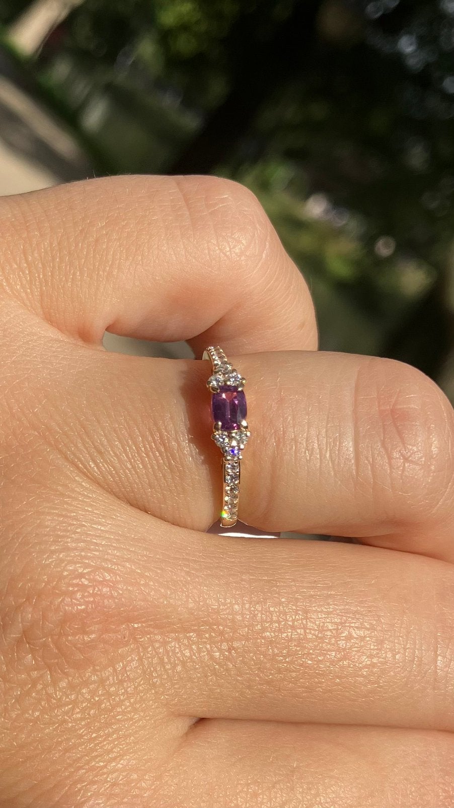 14k gouden vintage ring met roze, Kashmir-saffier en diamant, Sieraden, Tassen en Uiterlijk, Verzenden, Nieuw, Met edelsteen, Dame