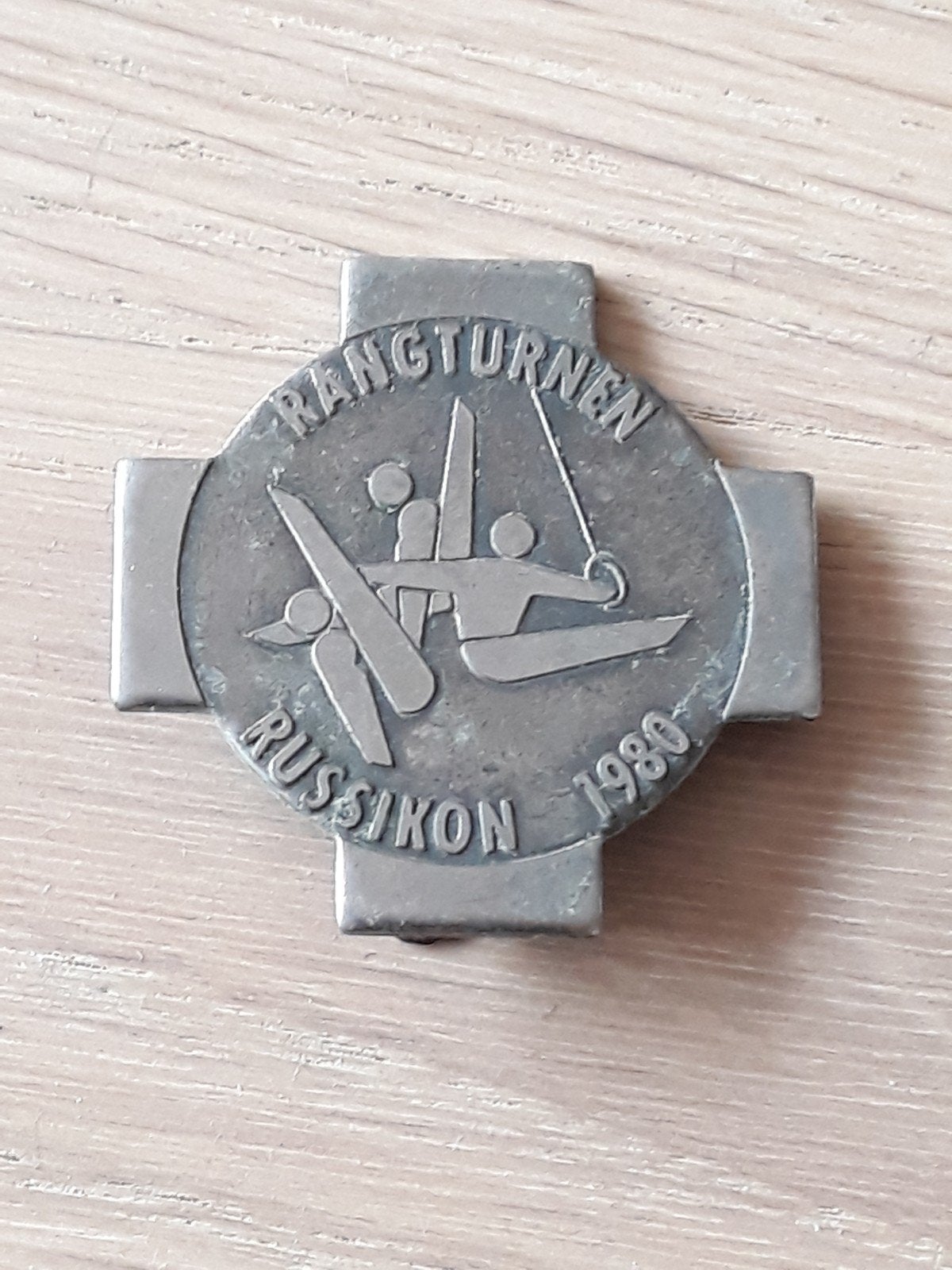 Turnmedaille Rangturnen Russikon 1980, Ophalen of Verzenden, Overige materialen