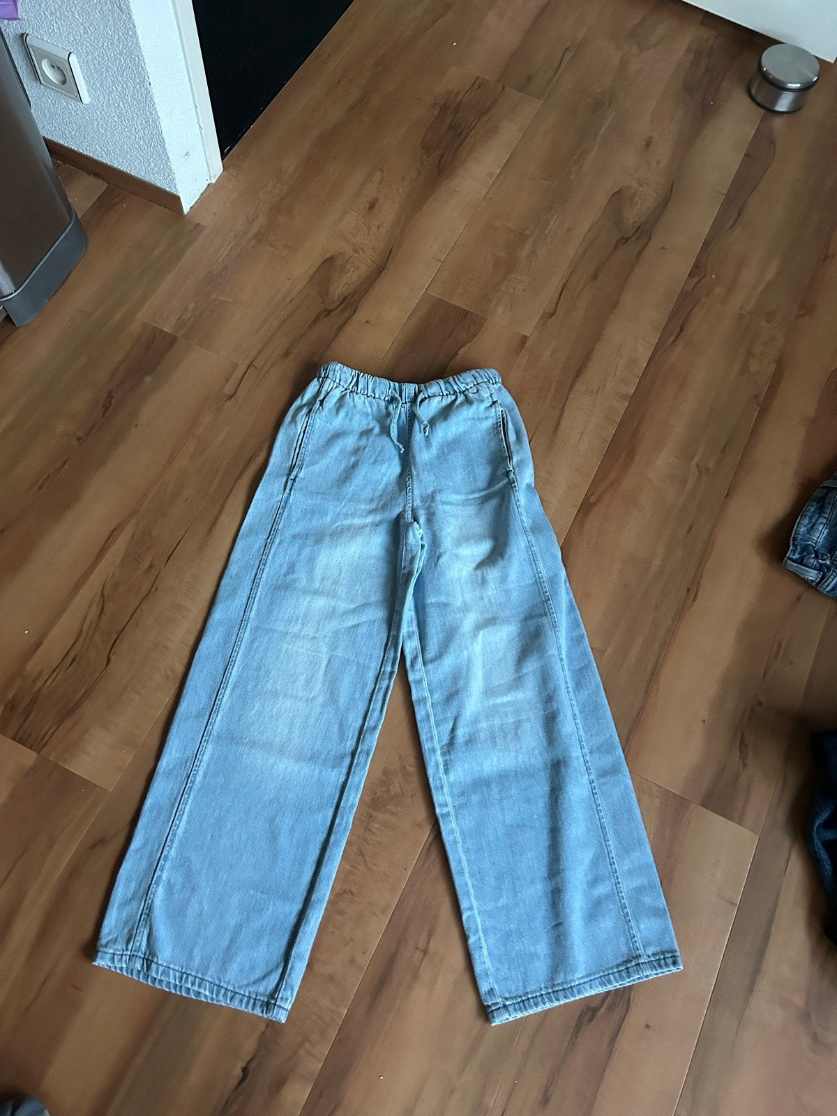 Nieuwe Zara Fluid Jogger spijkerbroek maat 140 (9-10 jaar), Ophalen of Verzenden, Nieuw, Meisje, Broek
