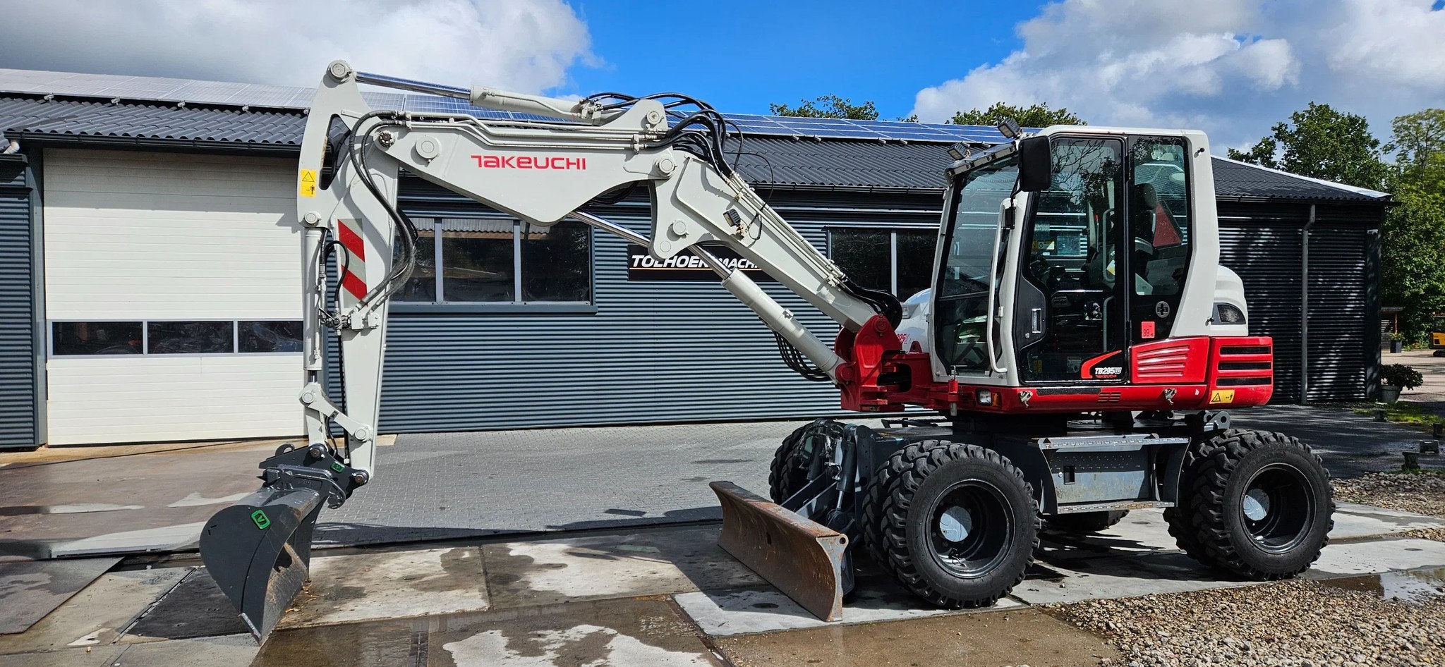 Takeuchi TB 295W (bj 2016), Graafmachine