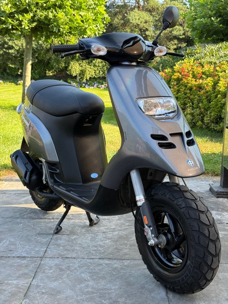 ⭐️Piaggio Typhoon 50cc 2 takt Brom UNIEK!  Nieuwstaat⭐️, Niet ingevuld, Niet ingevuld, Niet ingevuld
