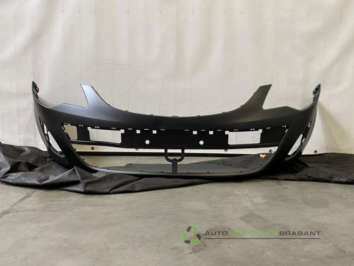 Voorbumper van een Opel Corsa, Gebruikt, -, -, Opel