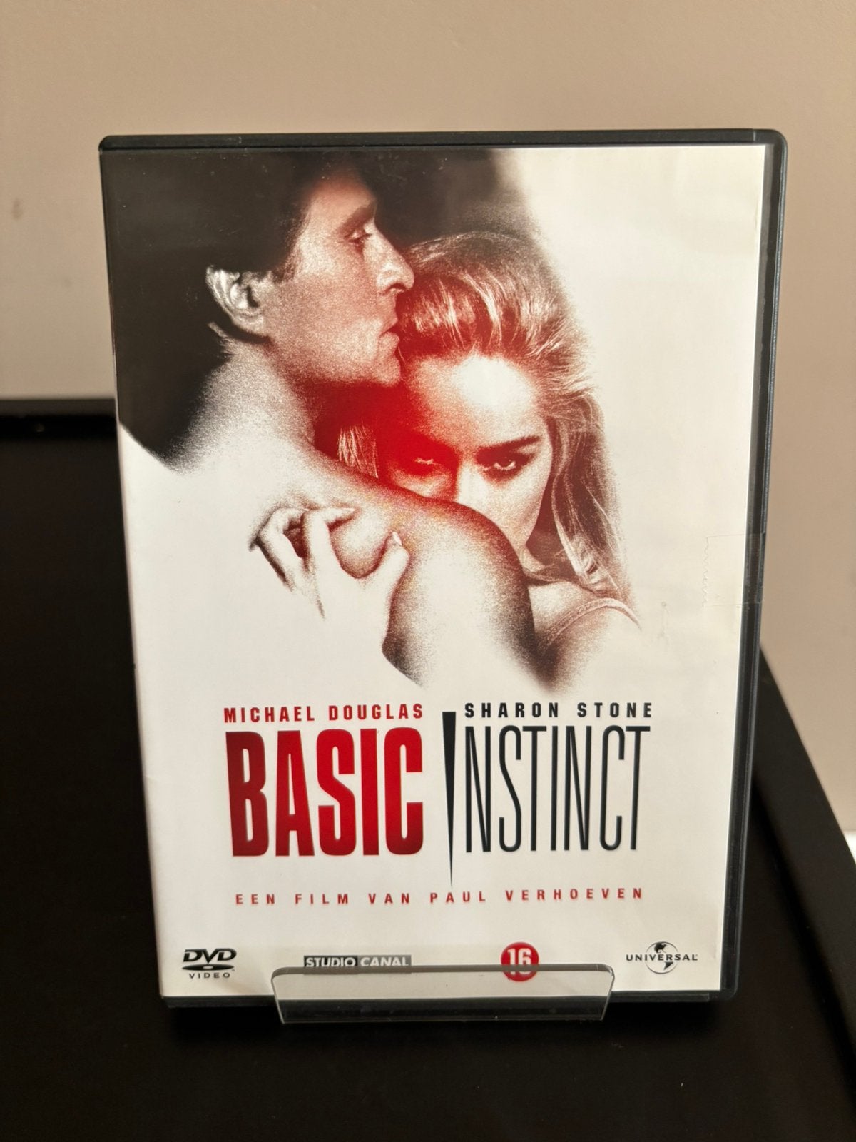 Basic Instinct, Alle leeftijden, Ophalen of Verzenden, Zo goed als nieuw