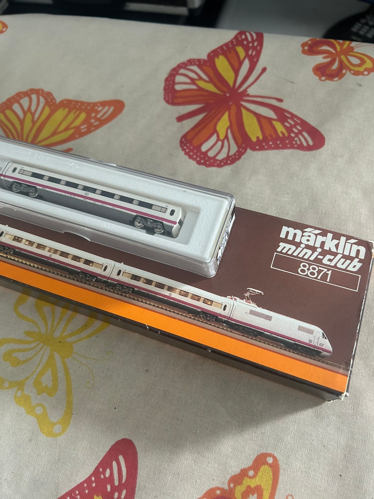 Marklin z ICE met extra wagon 5 delig, Wisselstroom, Treinset, Ophalen of Verzenden, Zo goed als nieuw