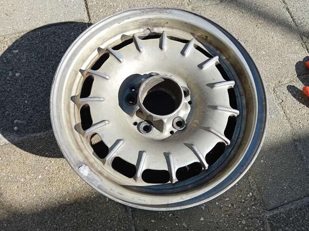 5 X Mercedes velgen en Peugeot 16 inc banden Mercedes 220 di, 16 inch, Zomerbanden, 205 mm, Ophalen of Verzenden