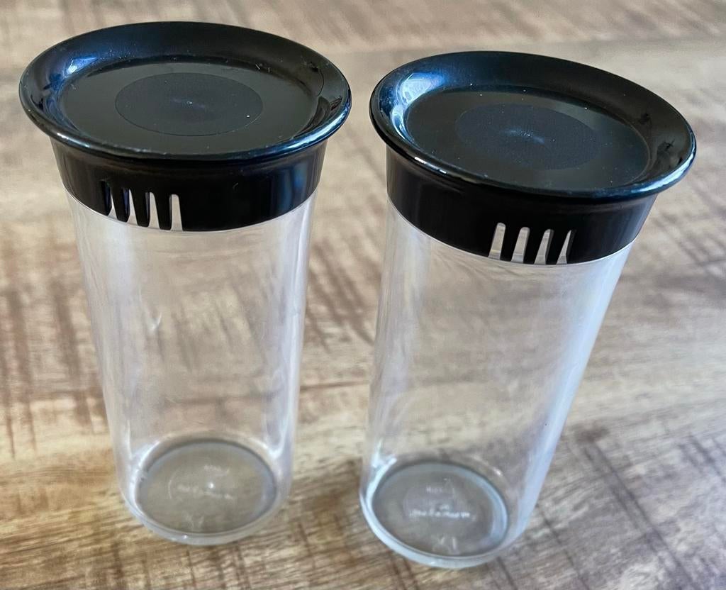 Tupperware Peper- en Zoutvaatjes - Set van 2, Ophalen of Verzenden, Zo goed als nieuw, Overige typen