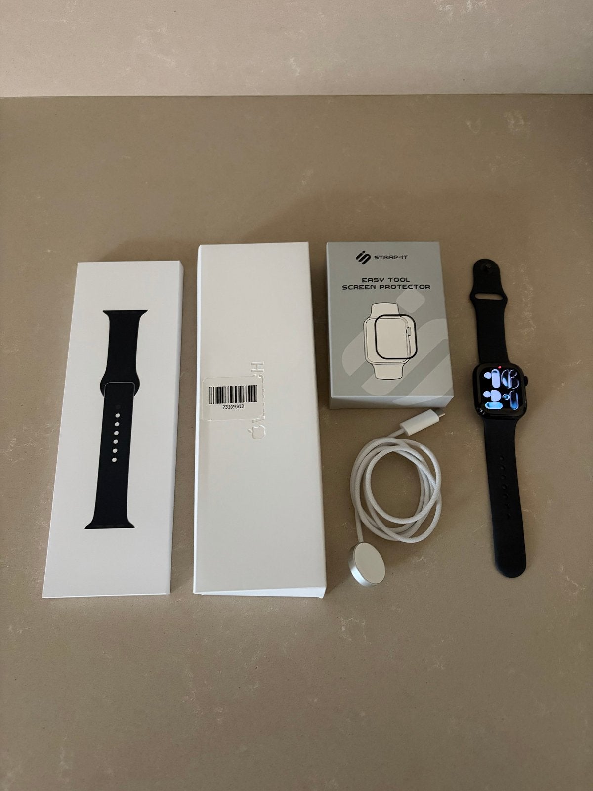 Apple watch 11 series, cellular 5G, zo goed als nieuw!, Afstand, Zwart, IOS, Ophalen of Verzenden