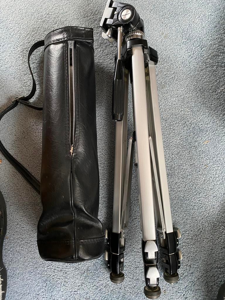Velbon fotostatieft met draagtas, Ophalen, Gebruikt, Driepoot, Minder dan 150 cm