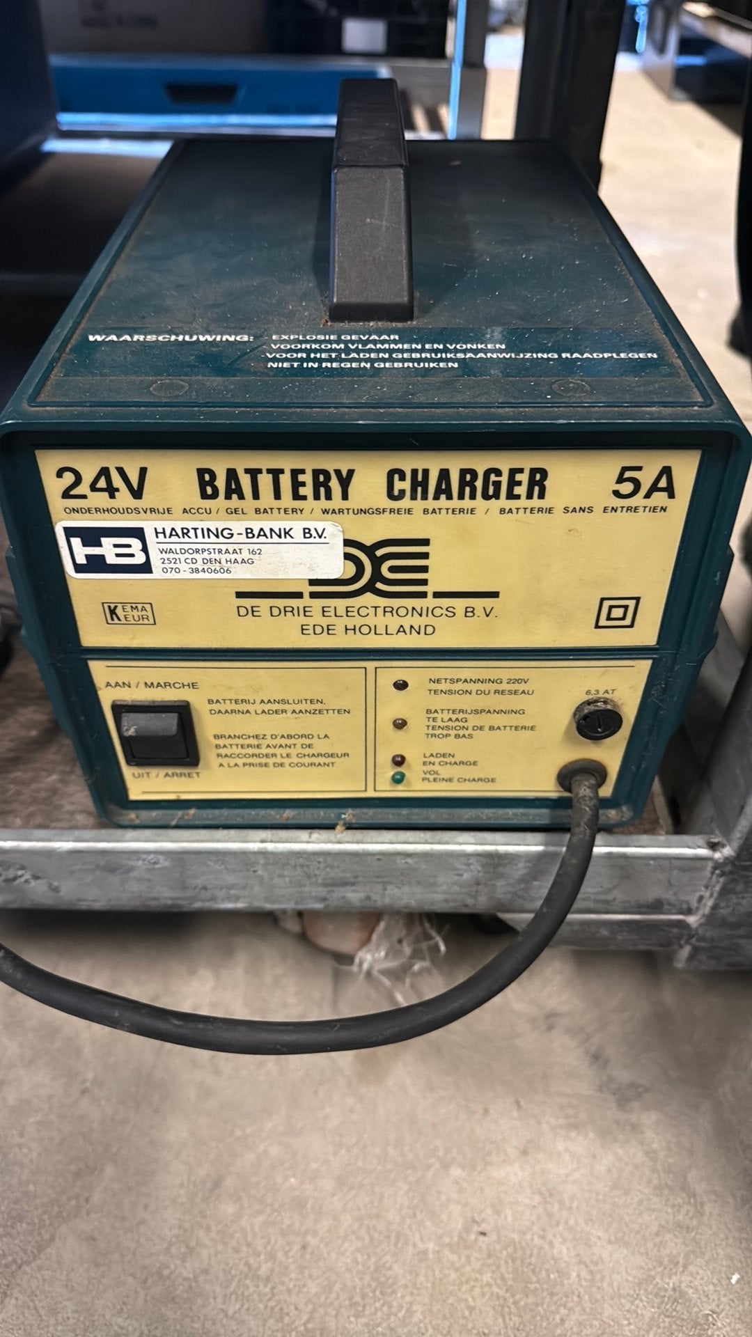24V Acculader 5A - De Drie Electronics B.V. Ede Holland, Auto-onderdelen, Ophalen of Verzenden, Gebruikt