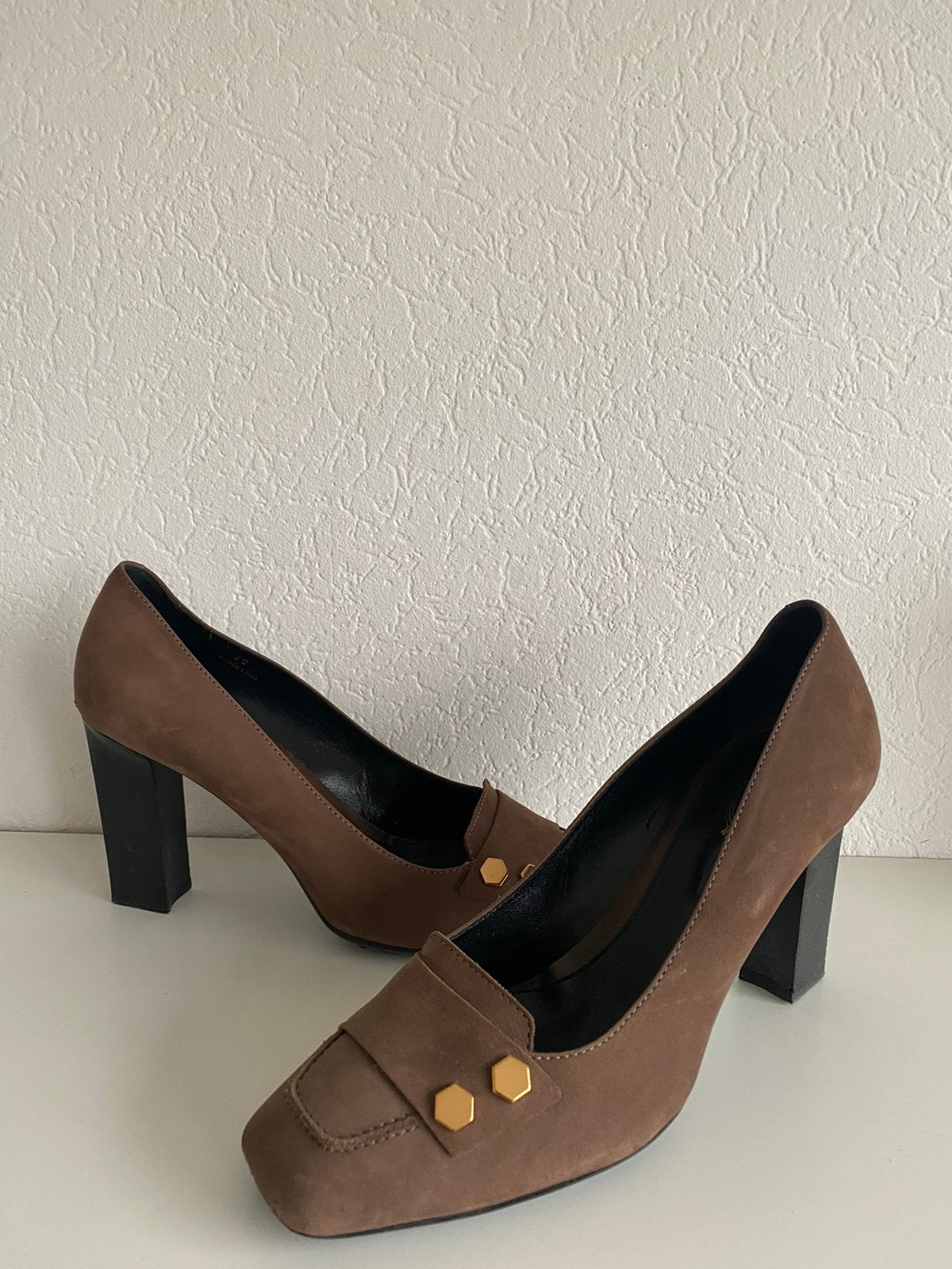 Tods met hoog hakje exclusief, Ophalen of Verzenden, Zo goed als nieuw, Bruin