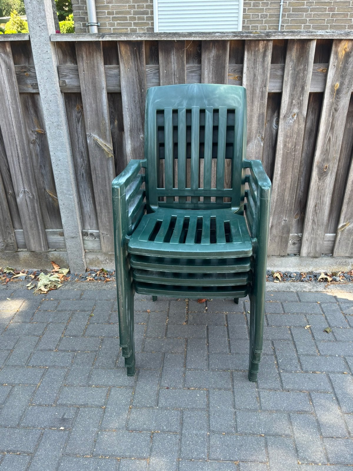 4 stapelbare kunststof tuinstoelen . Merk Flair, Tuin en Terras, Tuinstoelen, Ophalen, Gebruikt, Kunststof