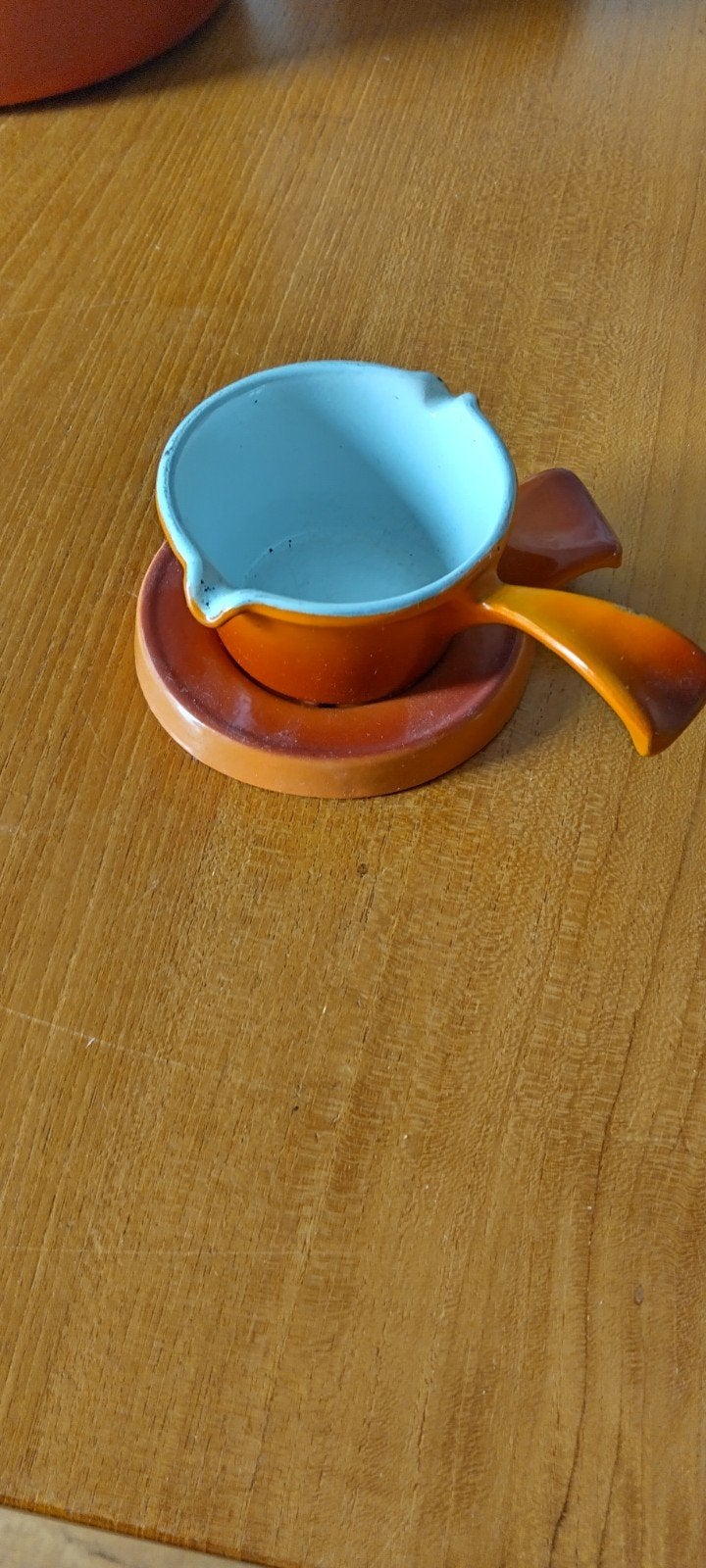 rood oranje schenk kannetje met onderzetter, Ophalen of Verzenden
