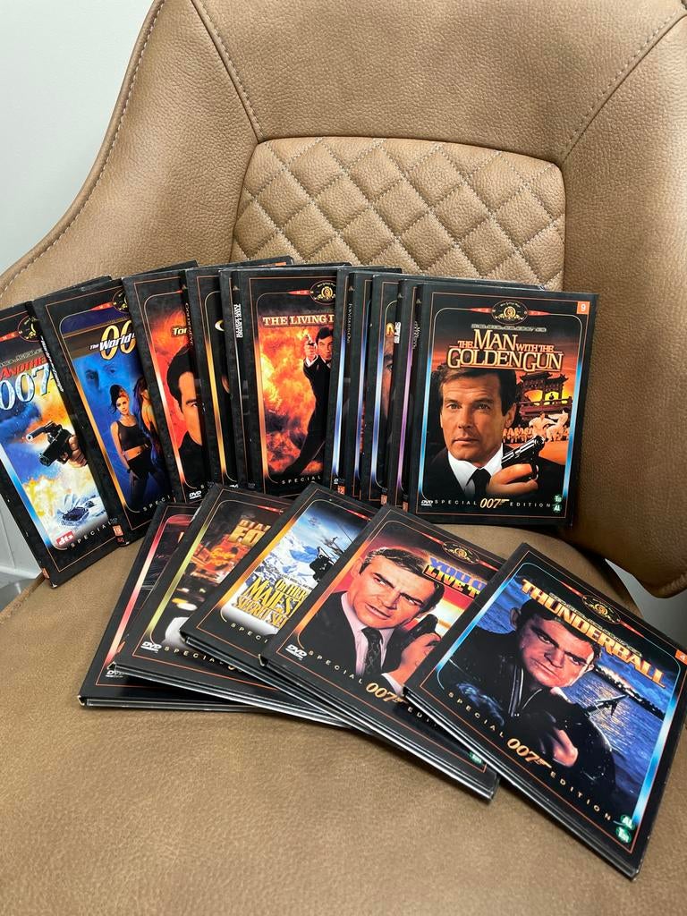James Bond DVD collectie, Gebruikt, Boxset, Actiethriller, Ophalen of Verzenden