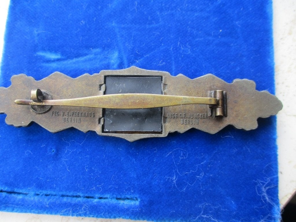 Nahkampfspange in brons C.E Juncker!, Verzamelen, Verzenden, Landmacht, Duitsland, Lintje, Medaille of Wings