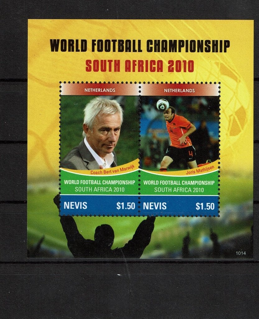 NEVIS 2010 PF BLOK VOETBAL SPORT SOCCER ORANJE  1, Ophalen of Verzenden, Postfris, Sport