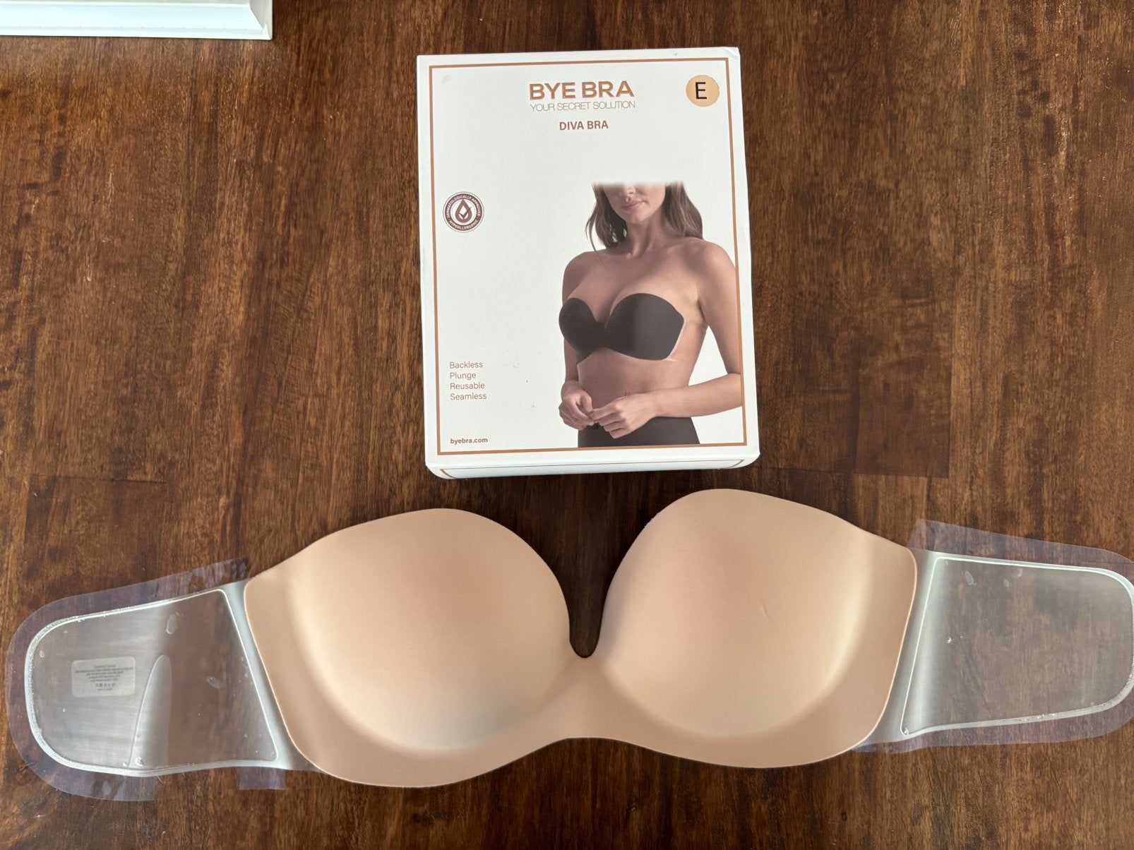 Nieuwe Bye Bra Diva rugloze bh - Cupmaat E, Kleding | Dames, Ophalen of Verzenden, Overige kleuren, BH