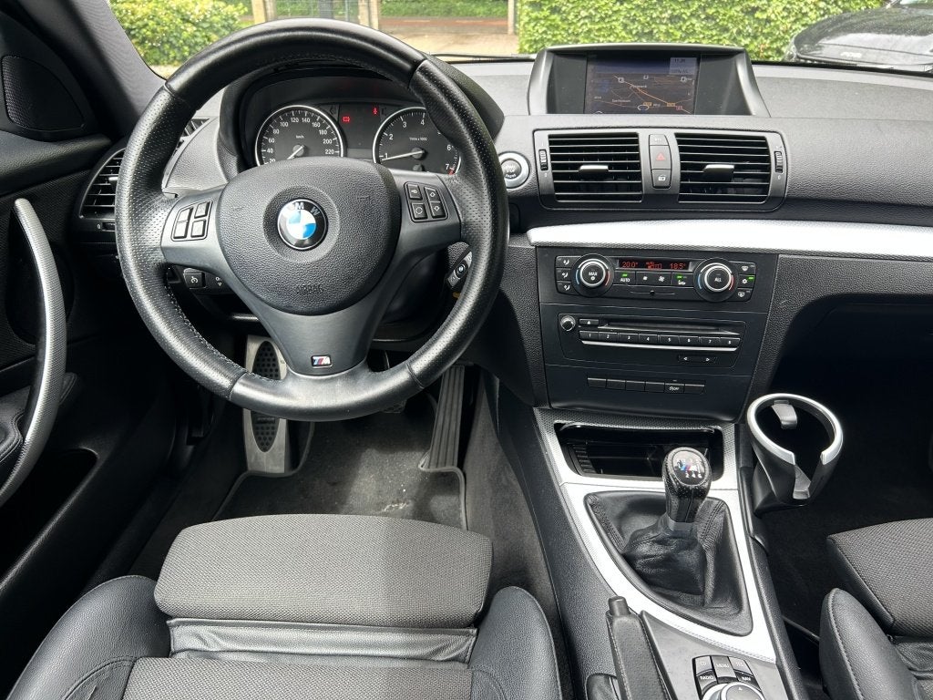 BMW 1 Serie Coupe 120i High Executive M-pakket NL-auto!, 1-Serie, Euro 5, 680 kg, 4 cilinders
