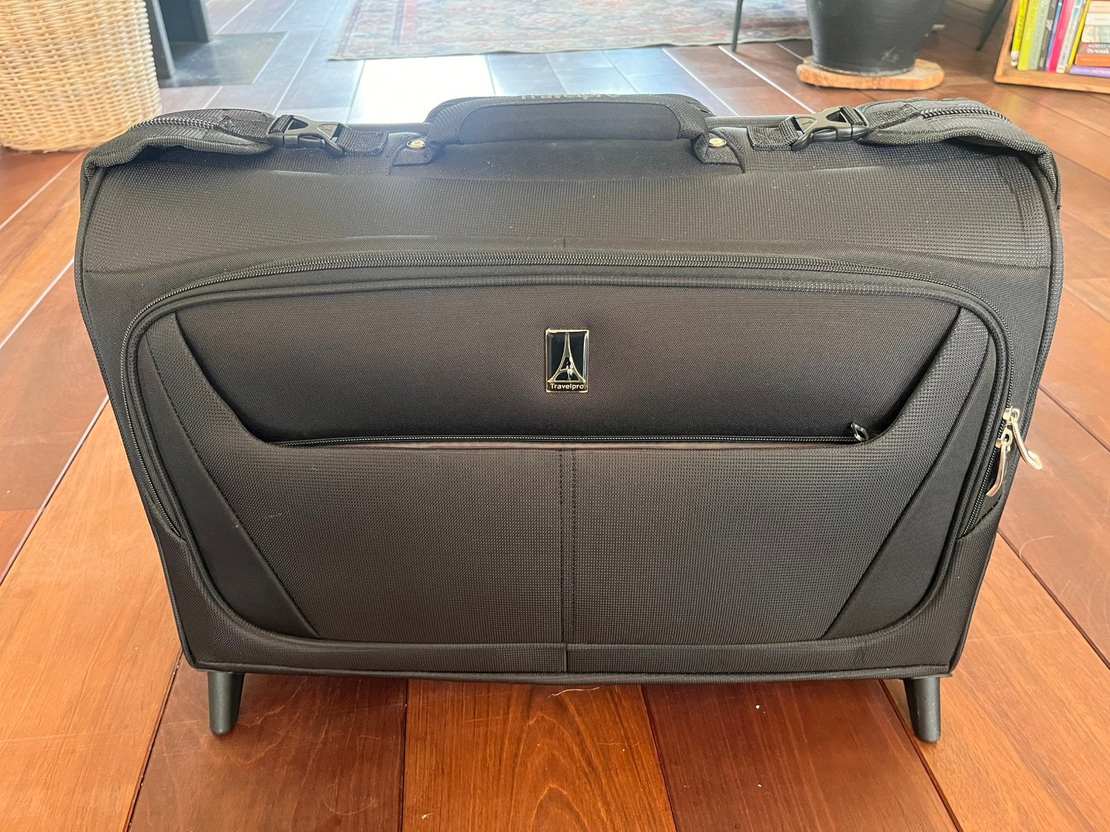 Travelpro Kledingtas met Wieltjes - Zwart, 30 cm of meer, Gebruikt, Zwart, Ophalen of Verzenden