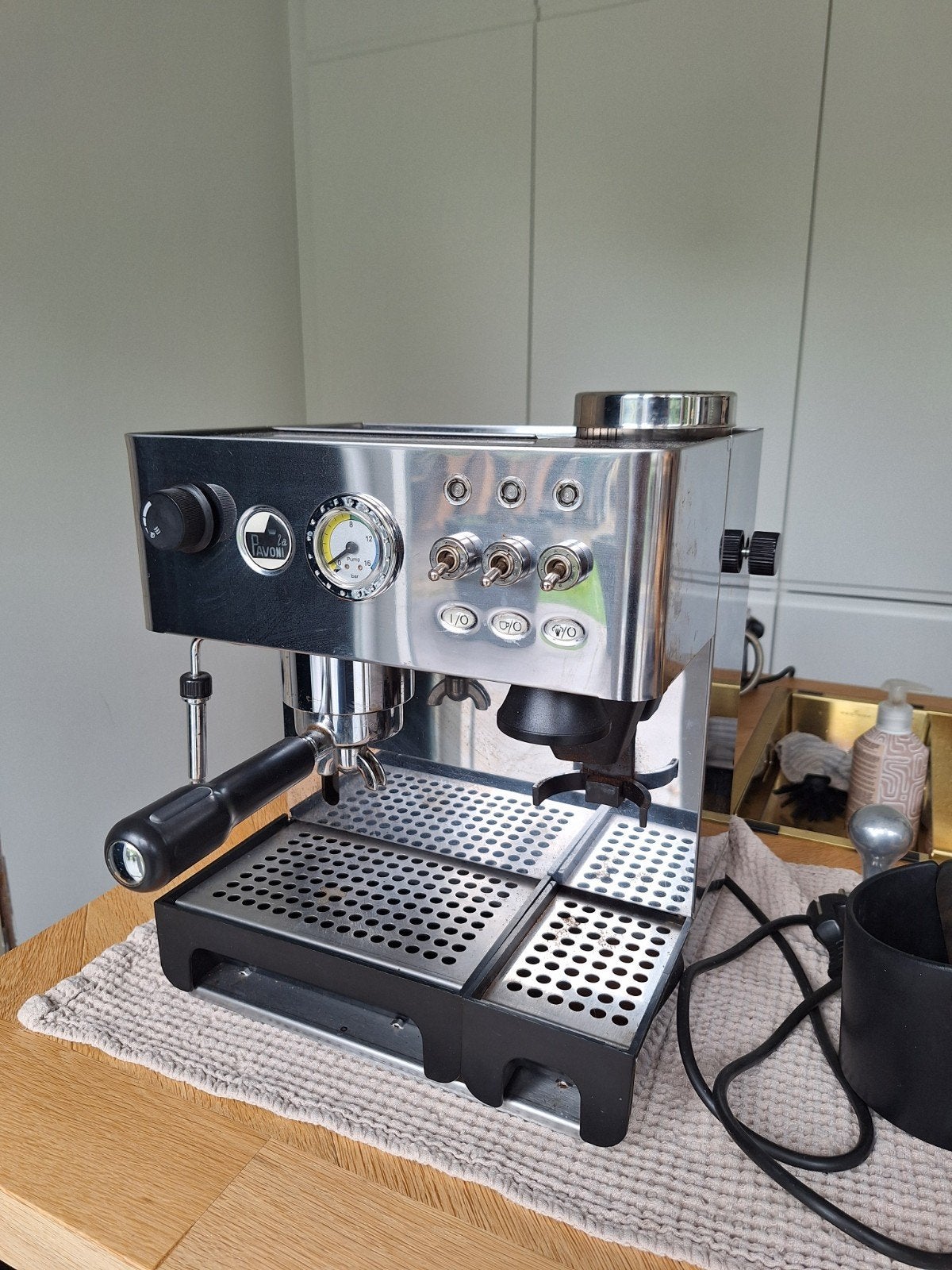 La Pavoni Espresso Machine - Zo goed als nieuw, Stoompijpje, Espresso apparaat, Ophalen of Verzenden, Zo goed als nieuw