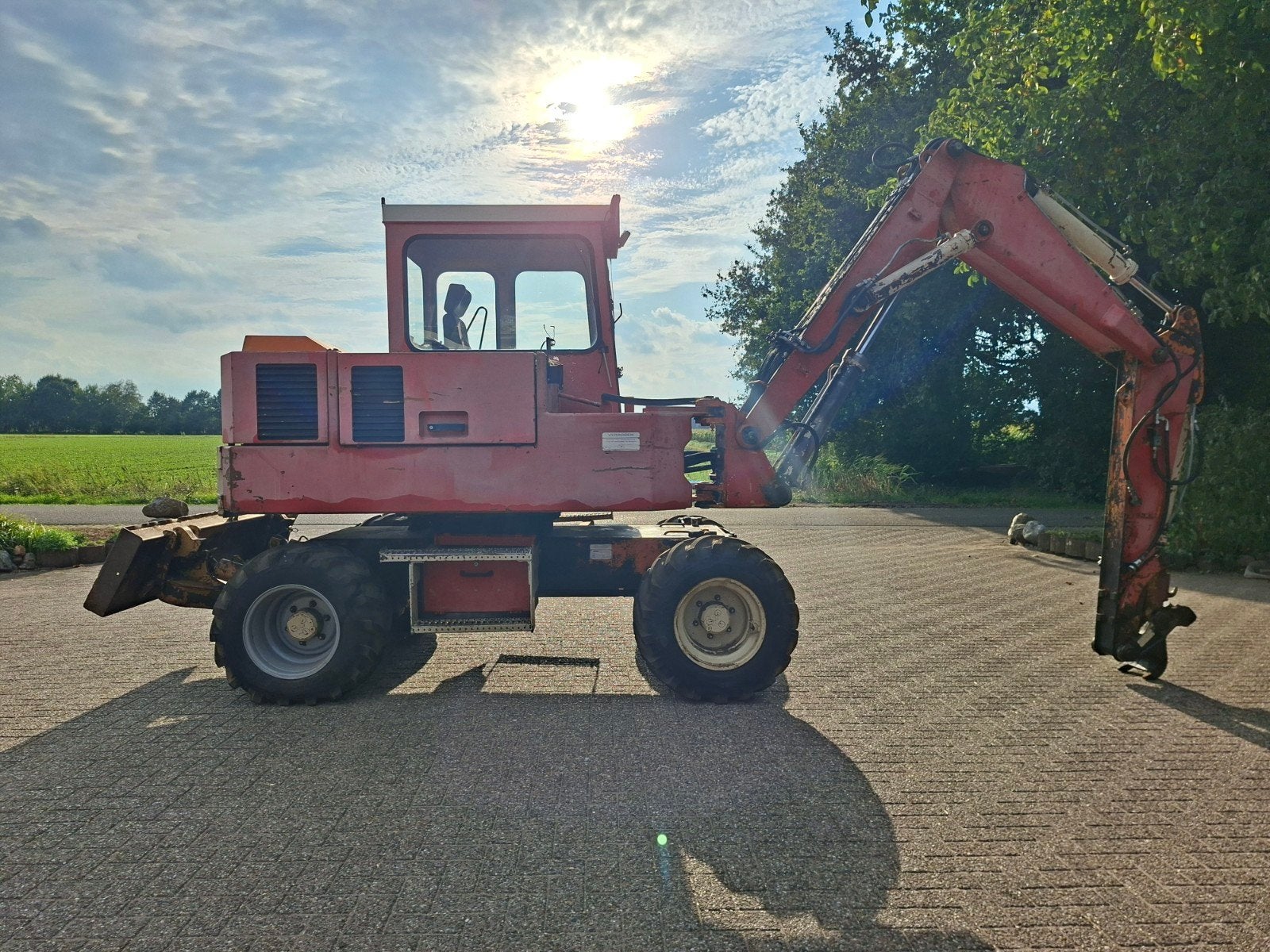 Schaeff ZM 25 Mobiele Graafmachine - Robuust en Veelzijdig, Zakelijke goederen, Ophalen, Graafmachine