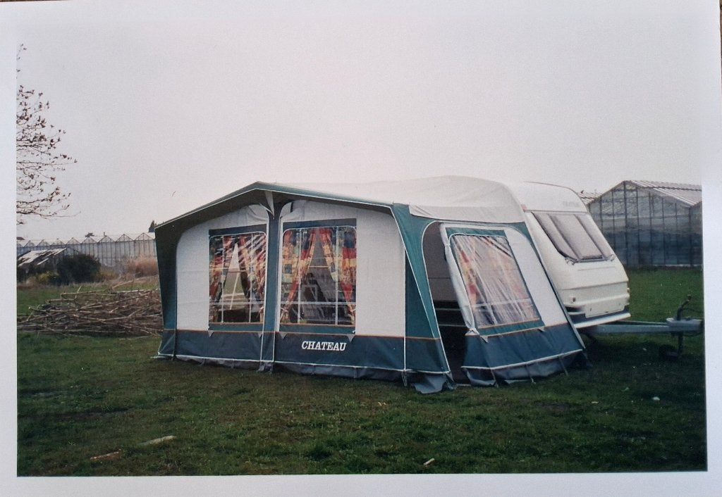 Chateau Calista 390, incl mover, voortent, fietsendragers..., Caravans en Kamperen, Chateau, Rondzit, 750 - 1000 kg, Particulier