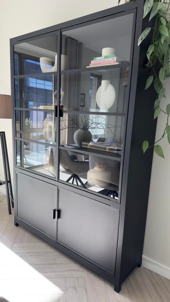 Buffetkast Minga Black | hout - staal kast, Huis en Inrichting, Kasten | Vitrinekasten, Ophalen, 100 tot 150 cm, 200 cm of meer