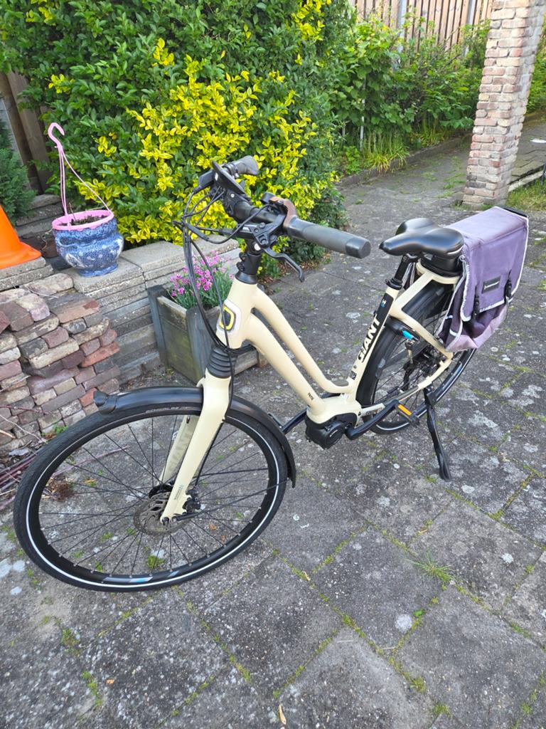 Giant Prime E+ e-bike, maat M, YAMAHA syncdrive sport 70 Nm!, Fietsen en Brommers, Ophalen, 28 inch, Vering, 10 tot 15 versnellingen
