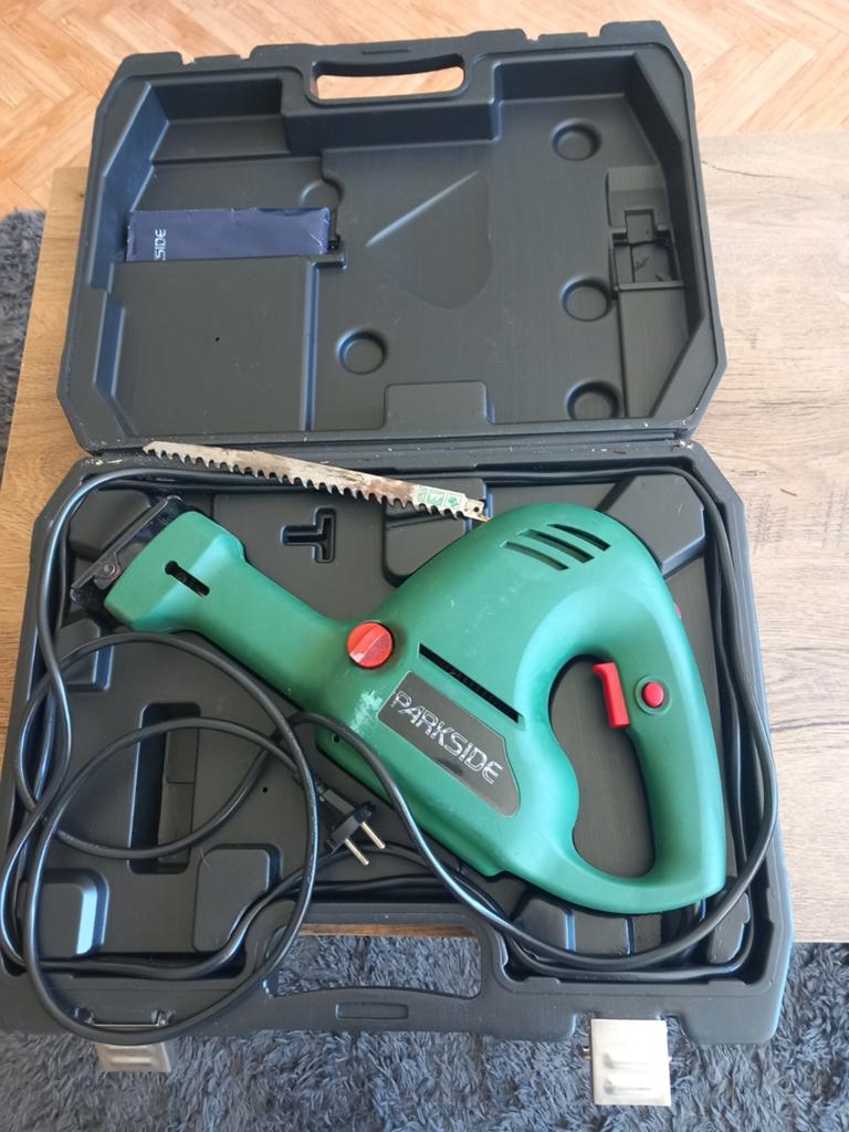 Dikke takken zaag 1 keer gebruikt ophalen, Tuin en Terras, Hand-tuingereedschap, Ophalen, Zo goed als nieuw