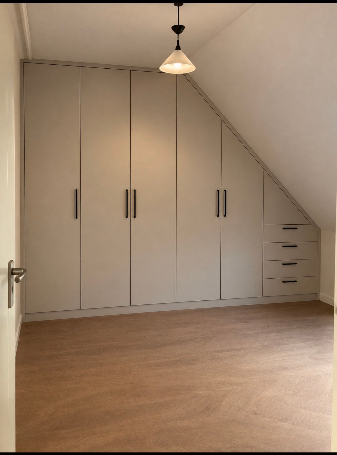 Pax inbouw kledingkast gezocht klusjesman, Huizen en Kamers