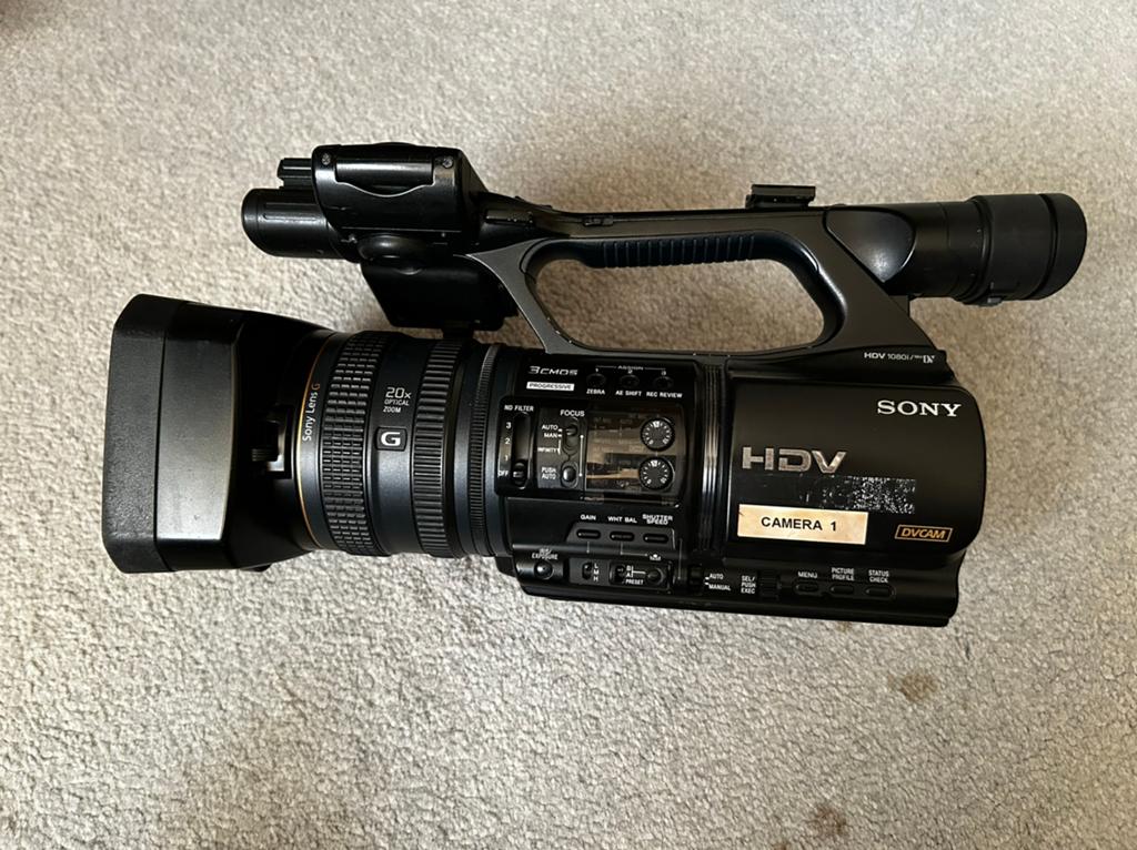 2 stuks Sony HVR Z5E, Audio, Tv en Foto, Videocamera's Digitaal, Gebruikt, Camera, Geheugenkaart, Sony, 20x of meer, Ophalen of Verzenden